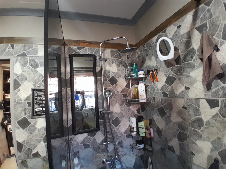 To Let 2 Bedroom Property for Rent in Kathu Northern Cape